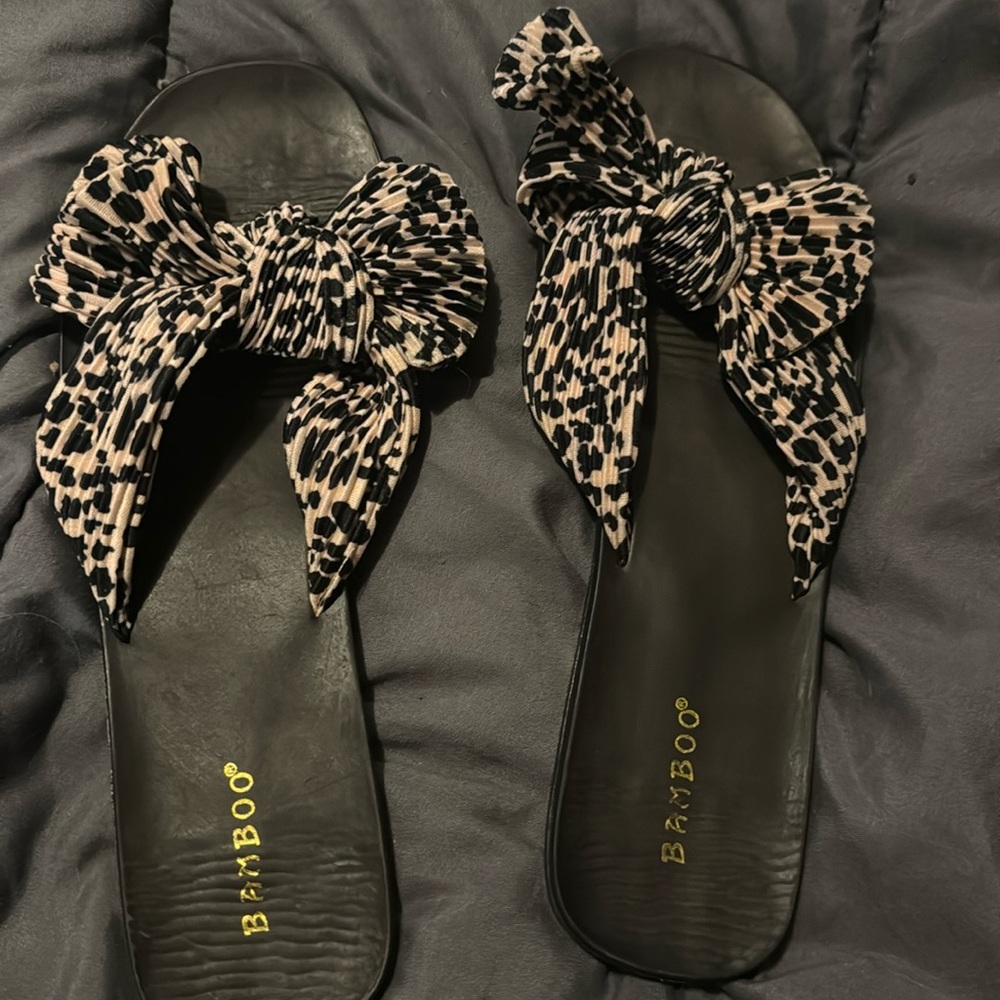 Bamboo sandals